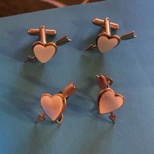 Vintage matching.. screw back mother of pearl  hearts .. with matching cuff link